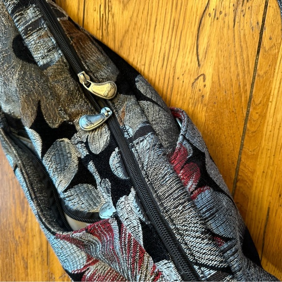 SOLD - AmeriBag Healthy Back Bag Crossbody Sling in Floral Woven Tapestry - Picture 9 of 17